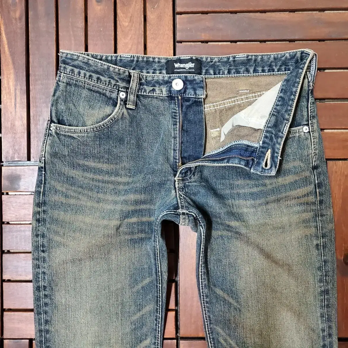 00s Wrangler jean (32 inch)