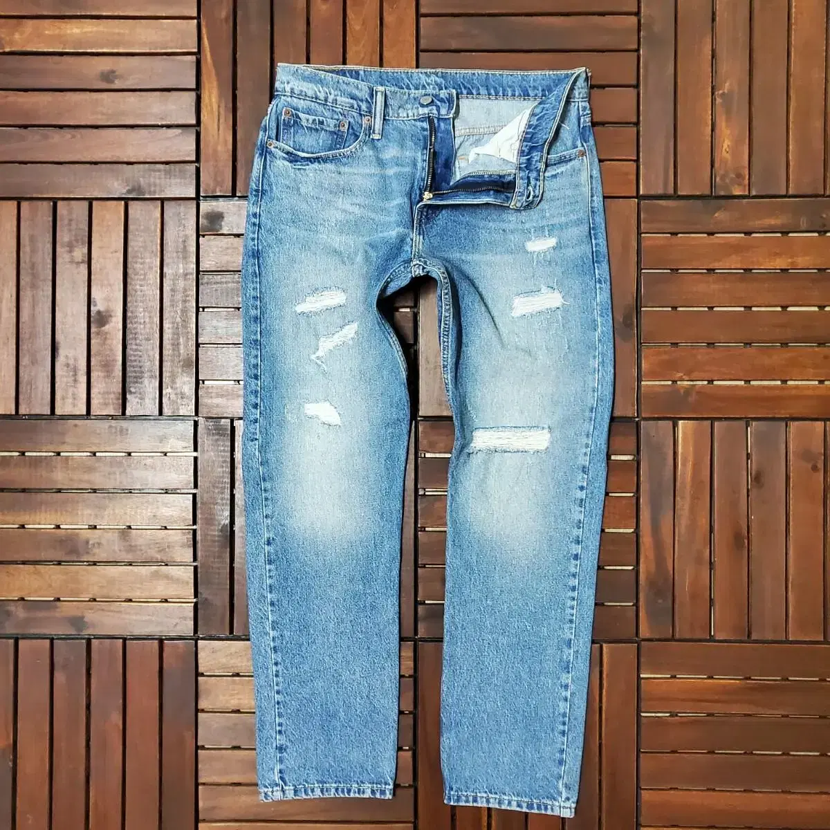 00s Levis 502 (33 inch)