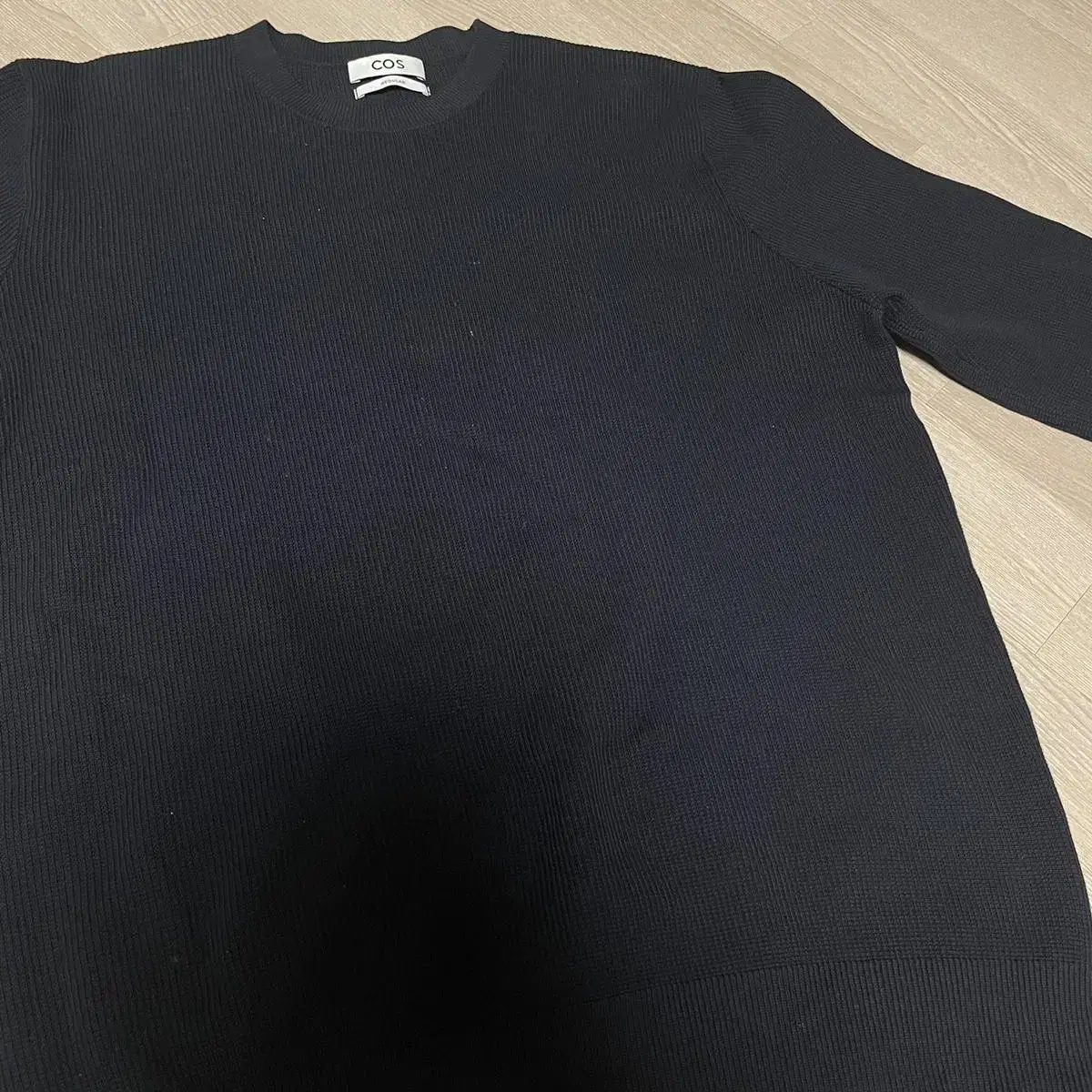 Cos Crew-neck knit black regular fit