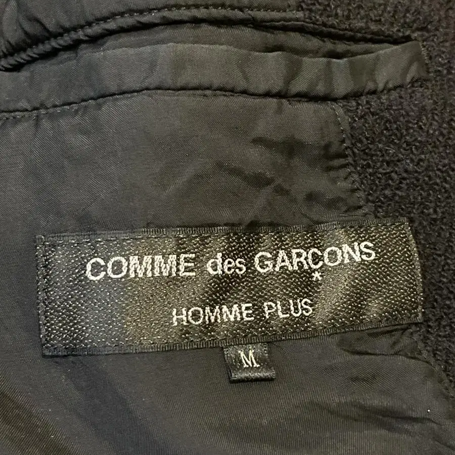 COMME des GARCONS HOMME PLUS