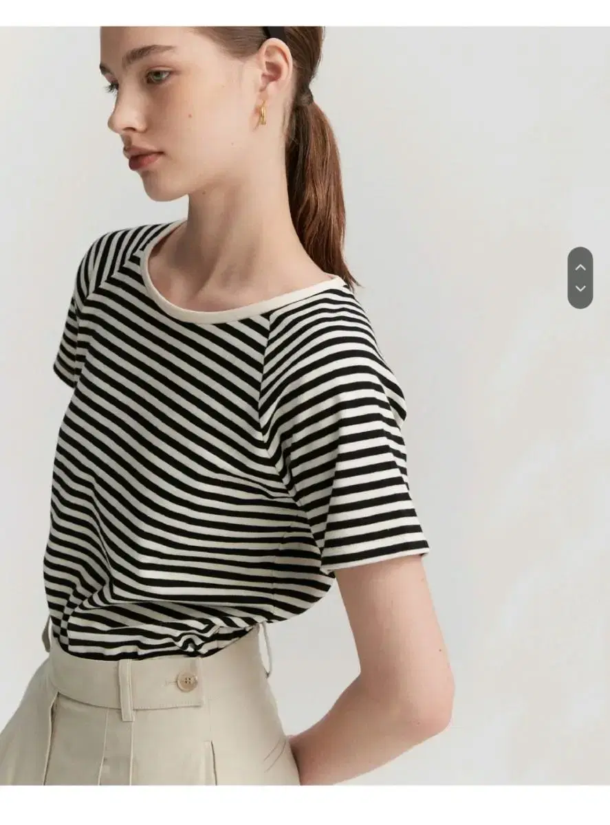 Sié Poyuón Short Sleeve Carry Stripe T-Shirt