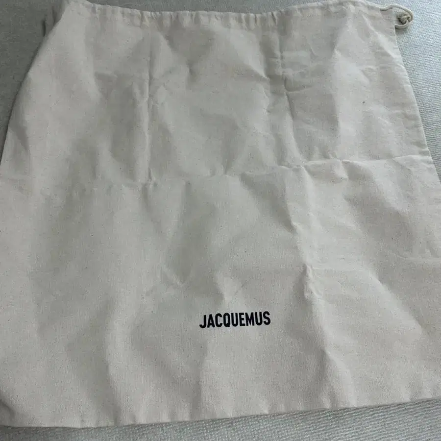 JACQUEMUS 자크뮈스 가방 바스켓백 라피아백 라탄백