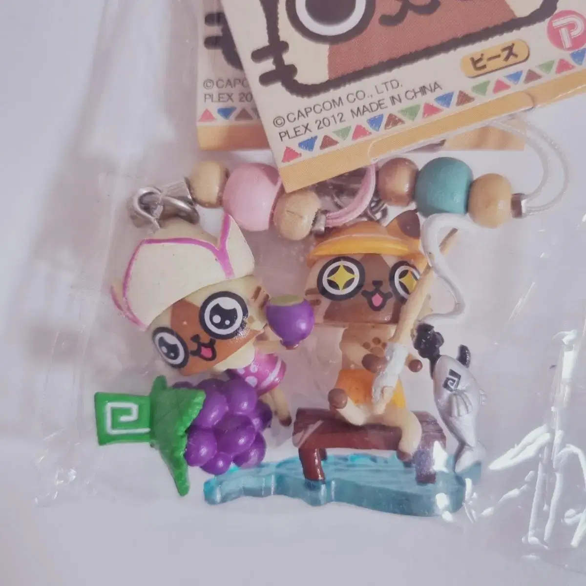 (NEW) Ai LEW Figure Strap keyring Cat Grape Food