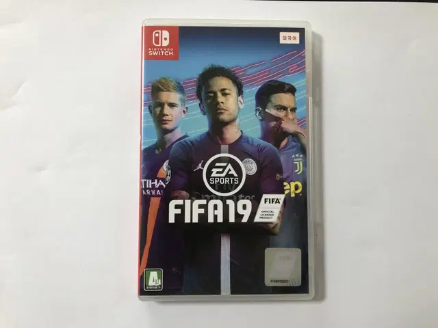 최상품  닌텐도 스위치 FIFA 19를 분양합니다.