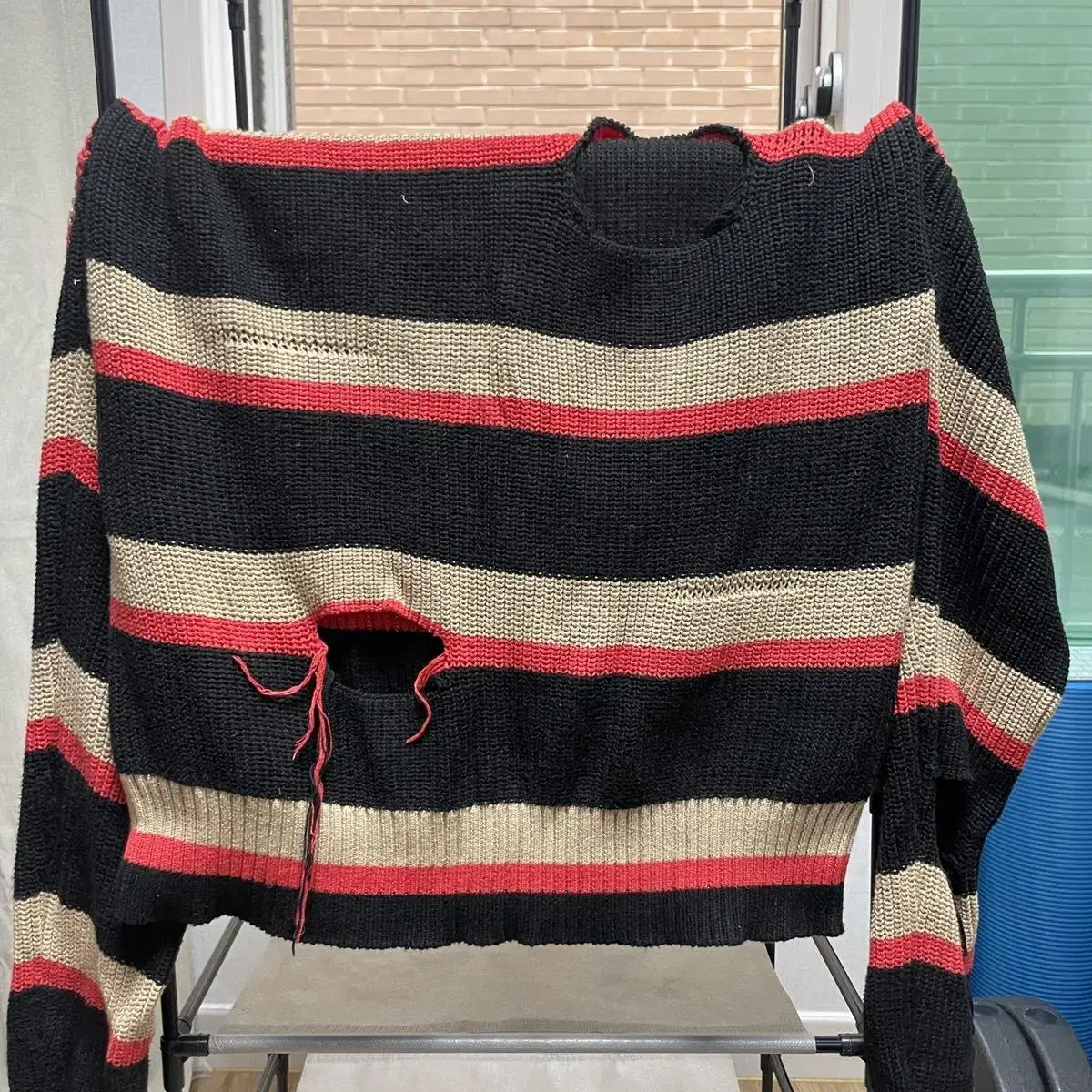 Men's Damage Knit 100