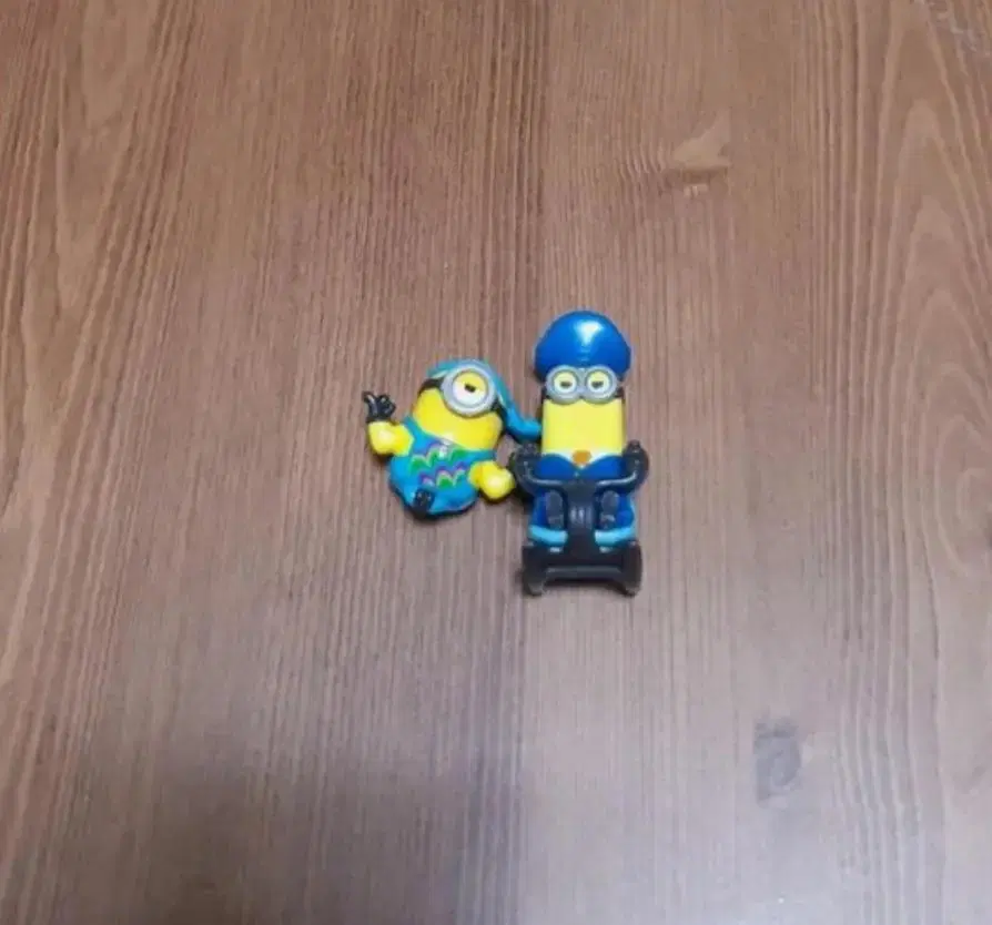 (Bulk 3,000 won)Minions Kinderjoy Figures to sell
