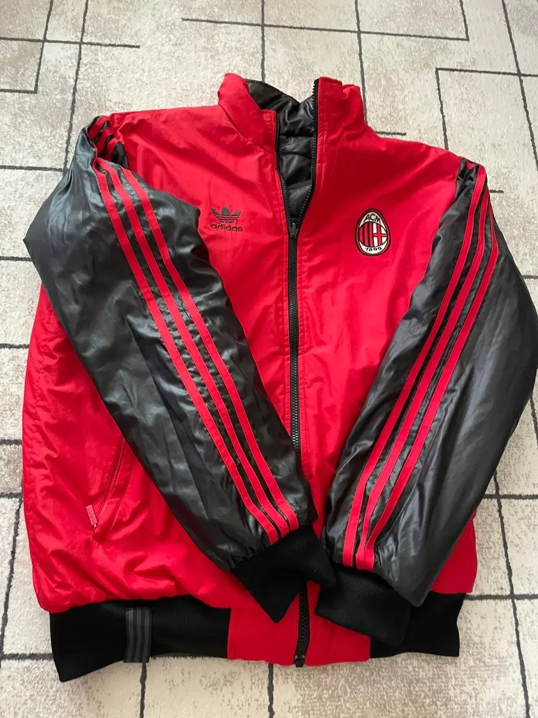 AC Milan Reversible Adidas Padding 100