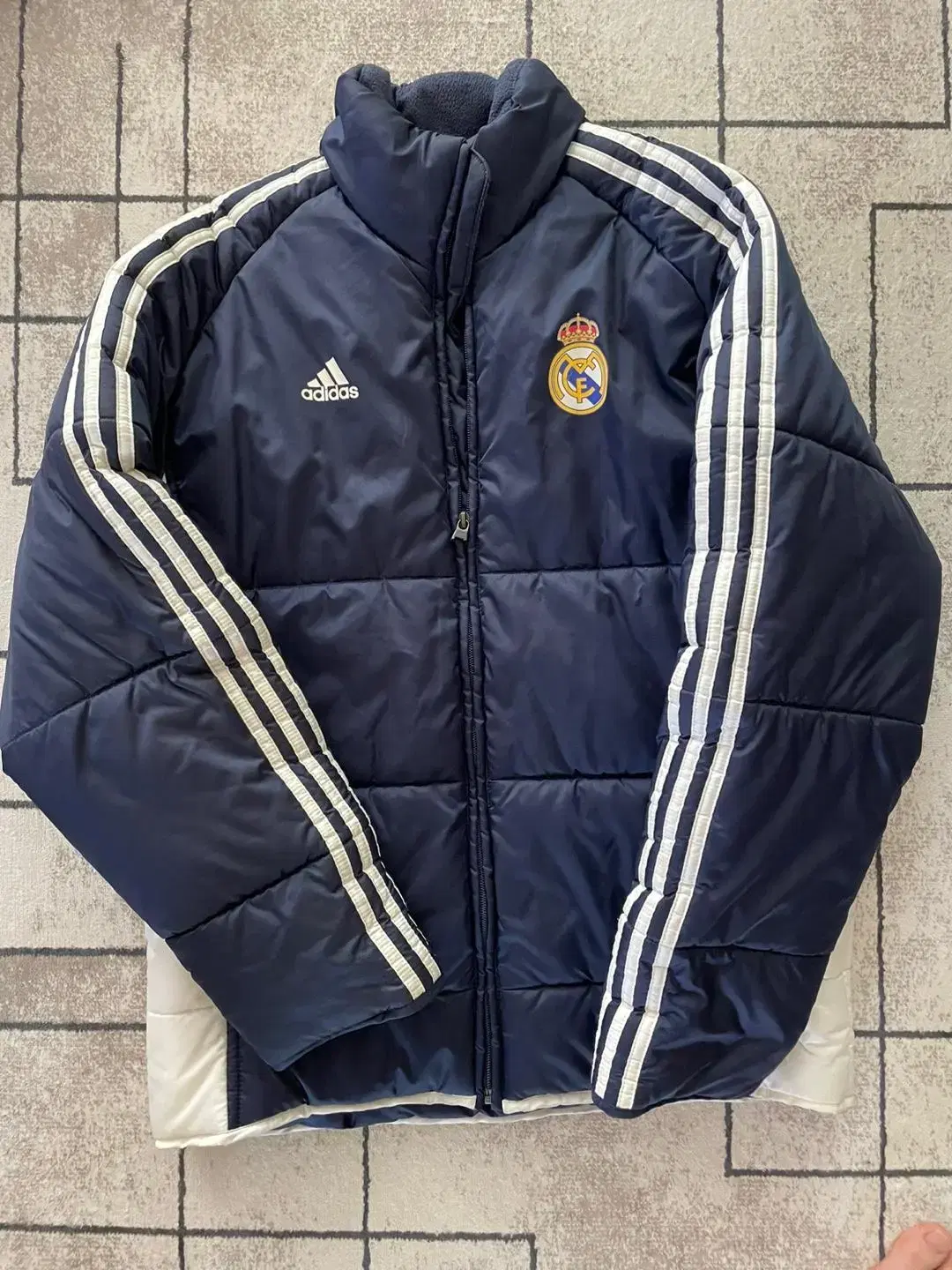 Adidas Real Madrid (Modric, Valverde) Padding 95