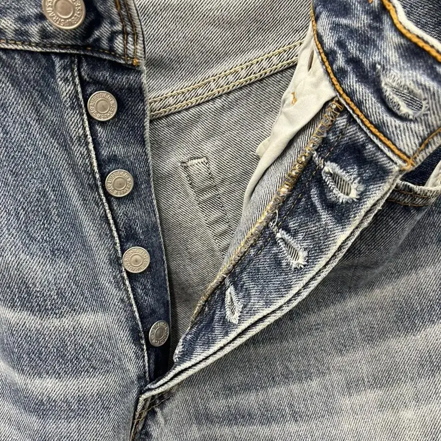 90s 501 Vintage Levis(30)