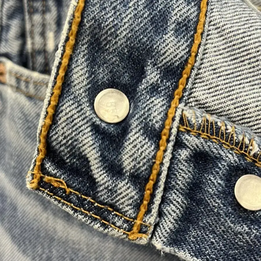 90s 501 Vintage Levis(30)