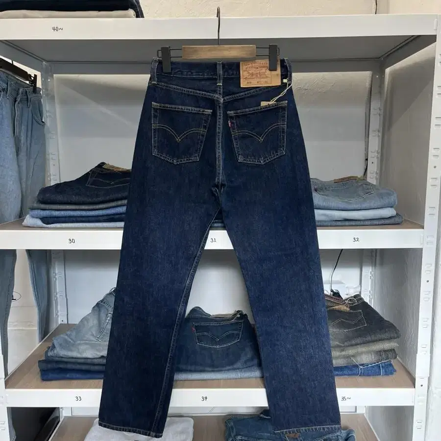 00s 501 Vintage Levis(27)