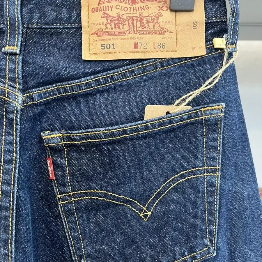 00s 501 Vintage Levis(27)