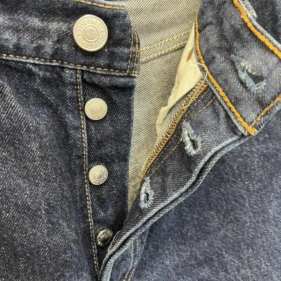 00s 501 Vintage Levis(27)