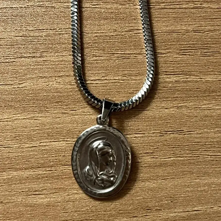 Genderless pendant necklace 펜던트 목걸이