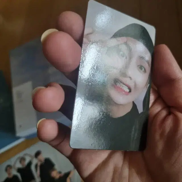 방탄 럽셀유럽dvd 태형  포카포함 풀셋양도.  BTS V