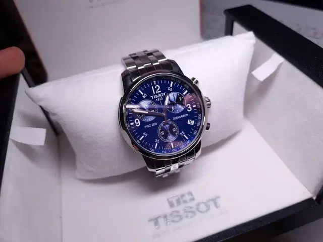 tissot prc200 티쏘 보증서 포함 풀구성 급처합니다.