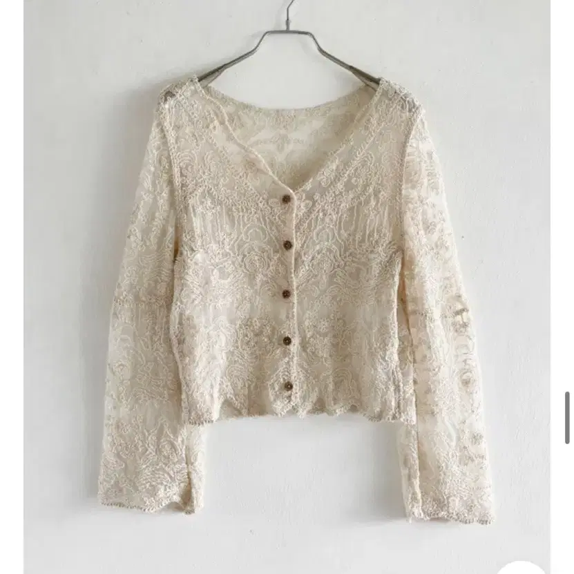 김아홉 pretzel lace cardigan