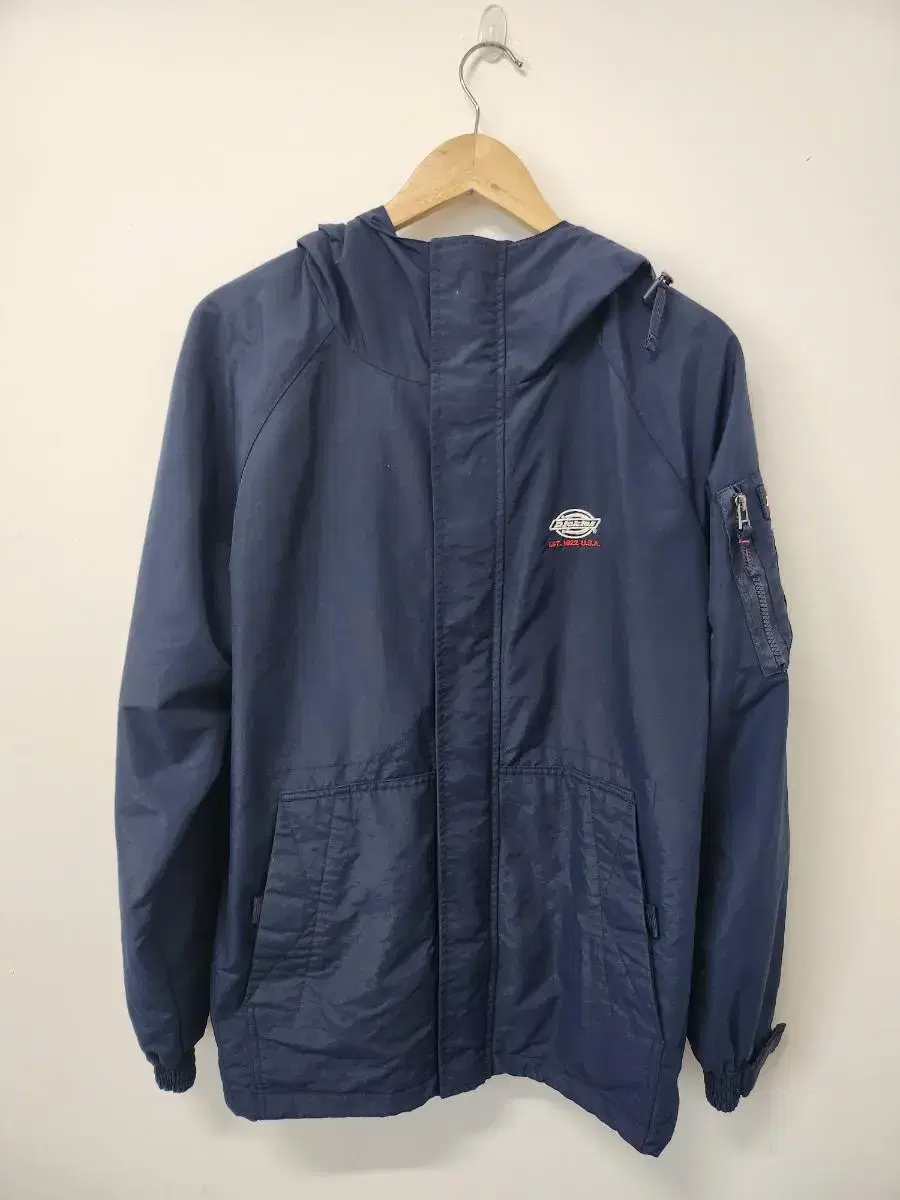 100% Dickies Woven Jacket