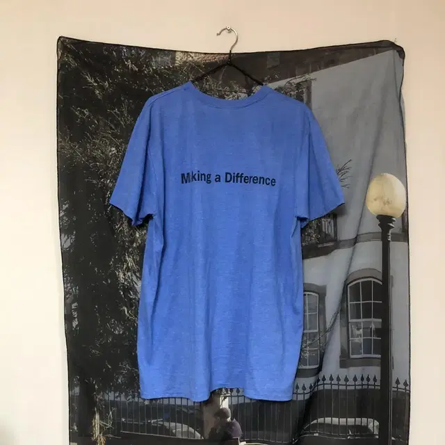 Vintage GILDAN VOLUNTEER blue t