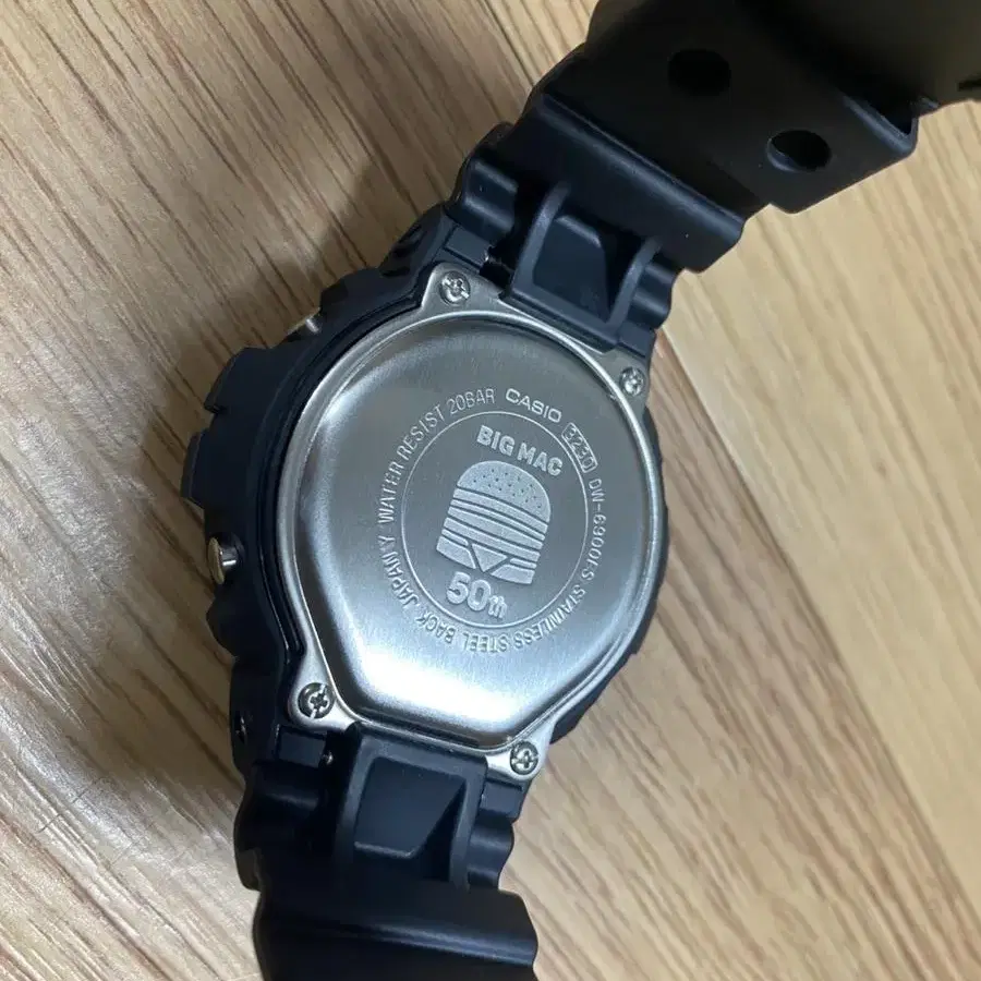 맥도날드 빅맥 50주년 콜라보 g-shock 지샥