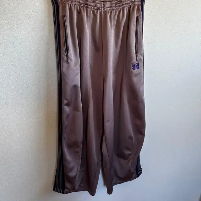 needles taupe hd pants