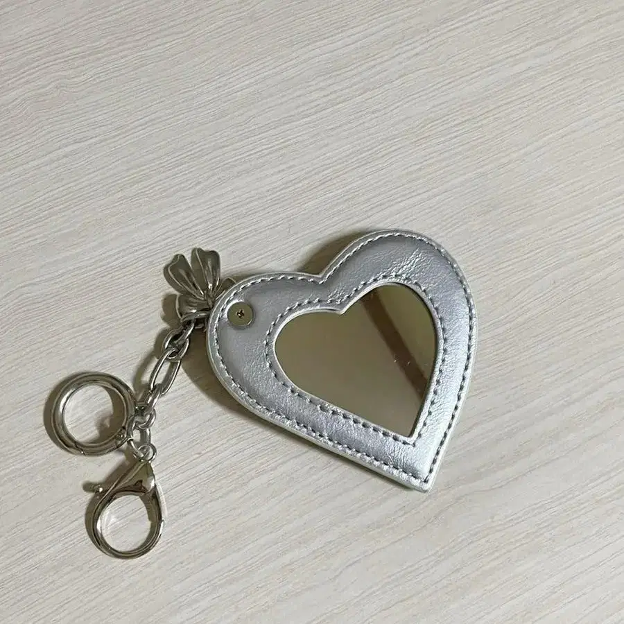 드메이커 키링 Heart ribbon charm-silver