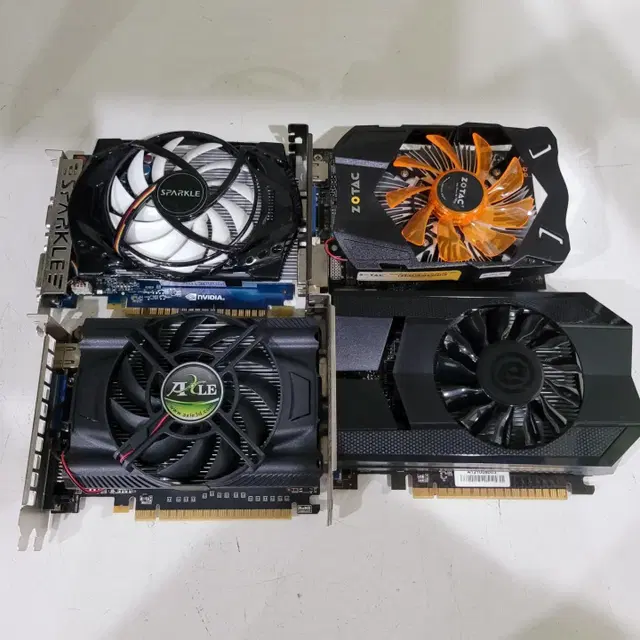 그래픽카드 지포스 GTX650 1GB 브랜드랜덤