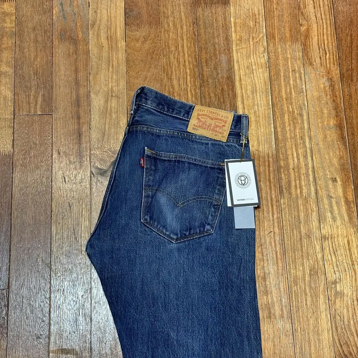 LEVIS 501 USED HIGH WAIST 36