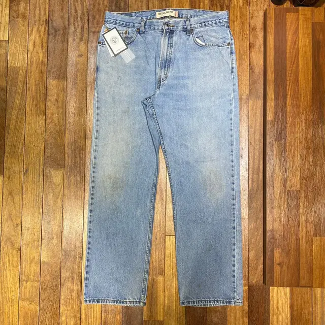 LEVIS 505 USED HIGH WAIST 38