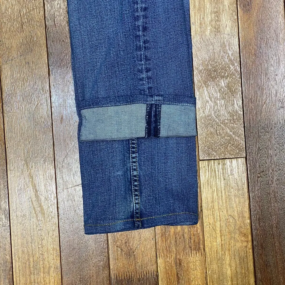 LEVIS 505 USED HIGH WAIST 30