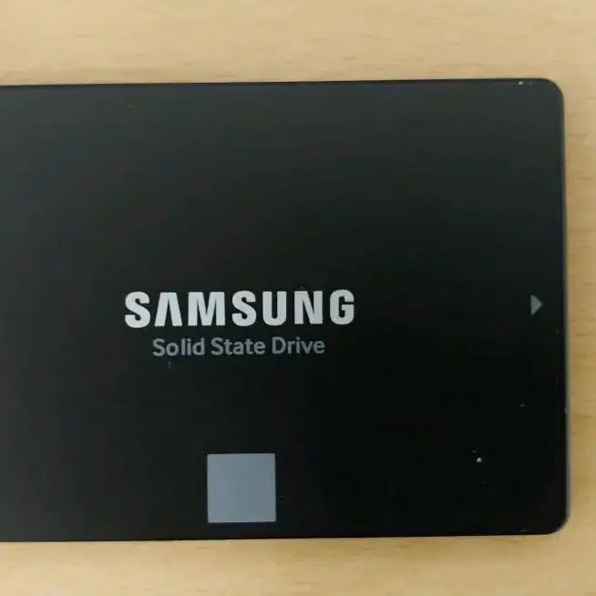 삼성 SSD 860EVO 500G 팝니다(윈도우 유틸설치)