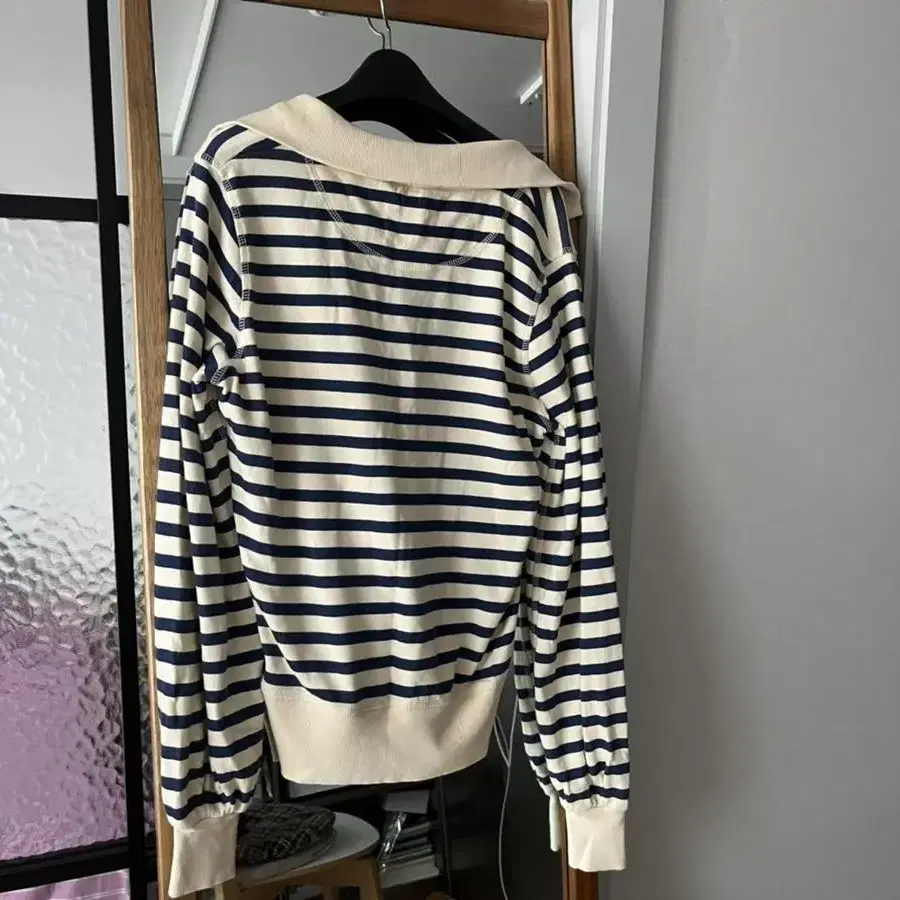 leon&haper sason stripe sweatshirts 레온앤하