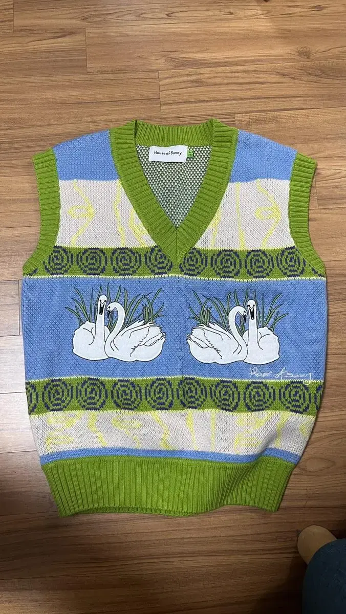 House of sunny Vests