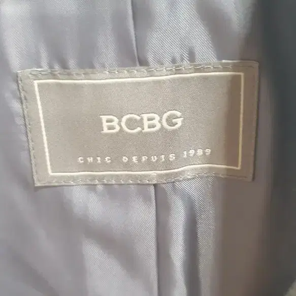 BCBG 라마 코트 66 적당