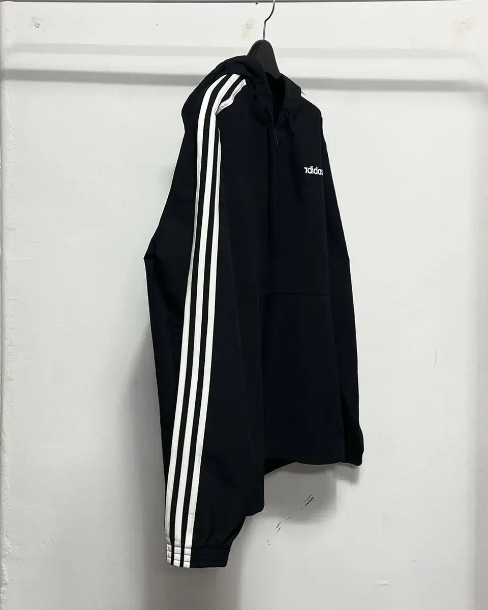 Adids 3s hood jumper (2XL)