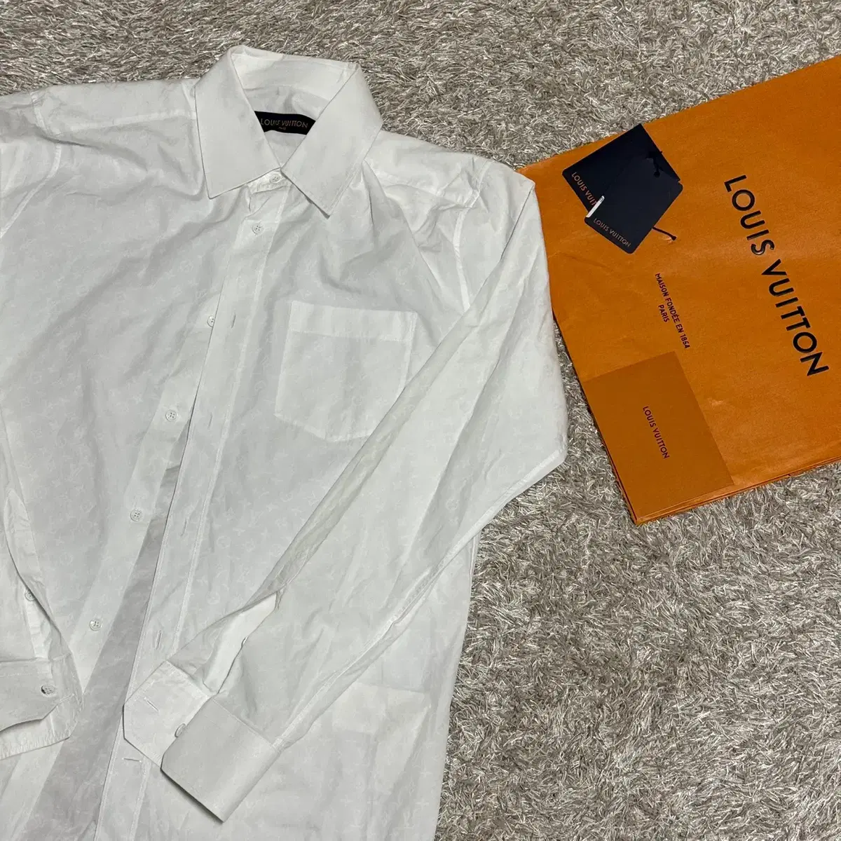 [RIO] Louis Vuitton Monogram Classic Shirt