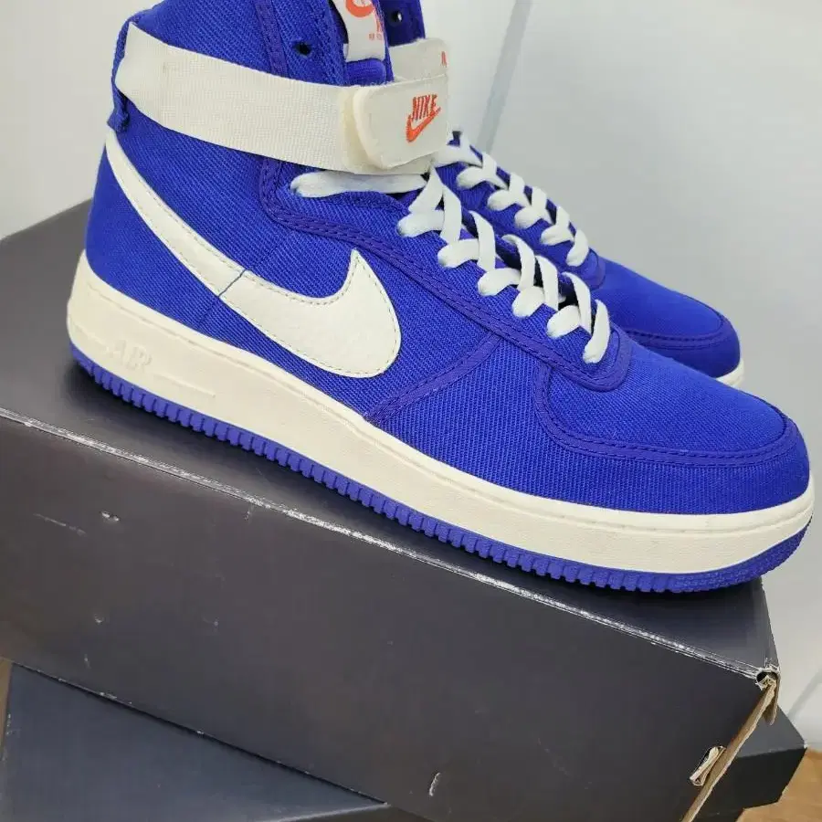 나이키 AIR FORCE 1 HIGH RETRO CONCORD(270)