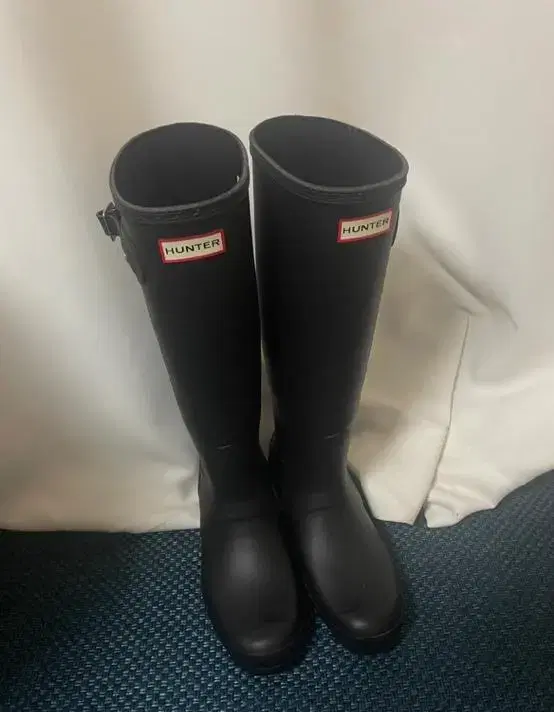 Hunter rain boots 250