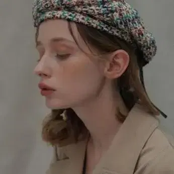 포에지담 Tweed Beret In Green