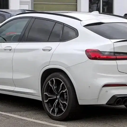 BMW X4 G02 블랙 카본 스포일러 M퍼포먼스 CS X4M F98