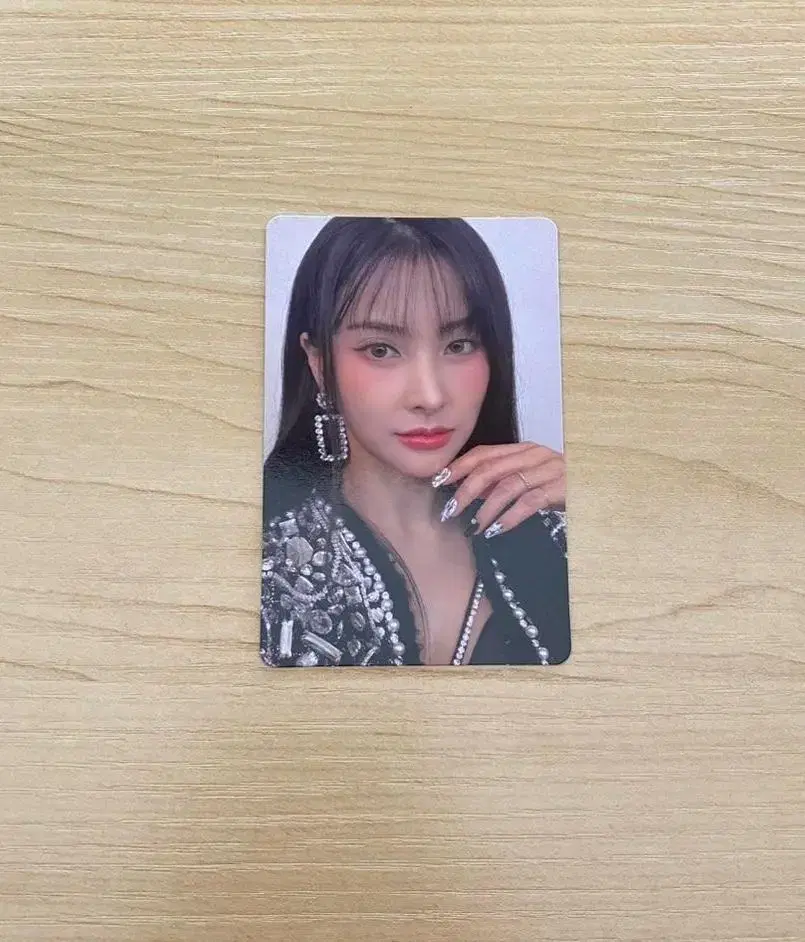 Kara park gyuri photocard