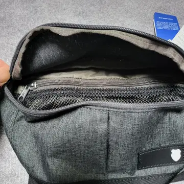 K swiss store sling bag