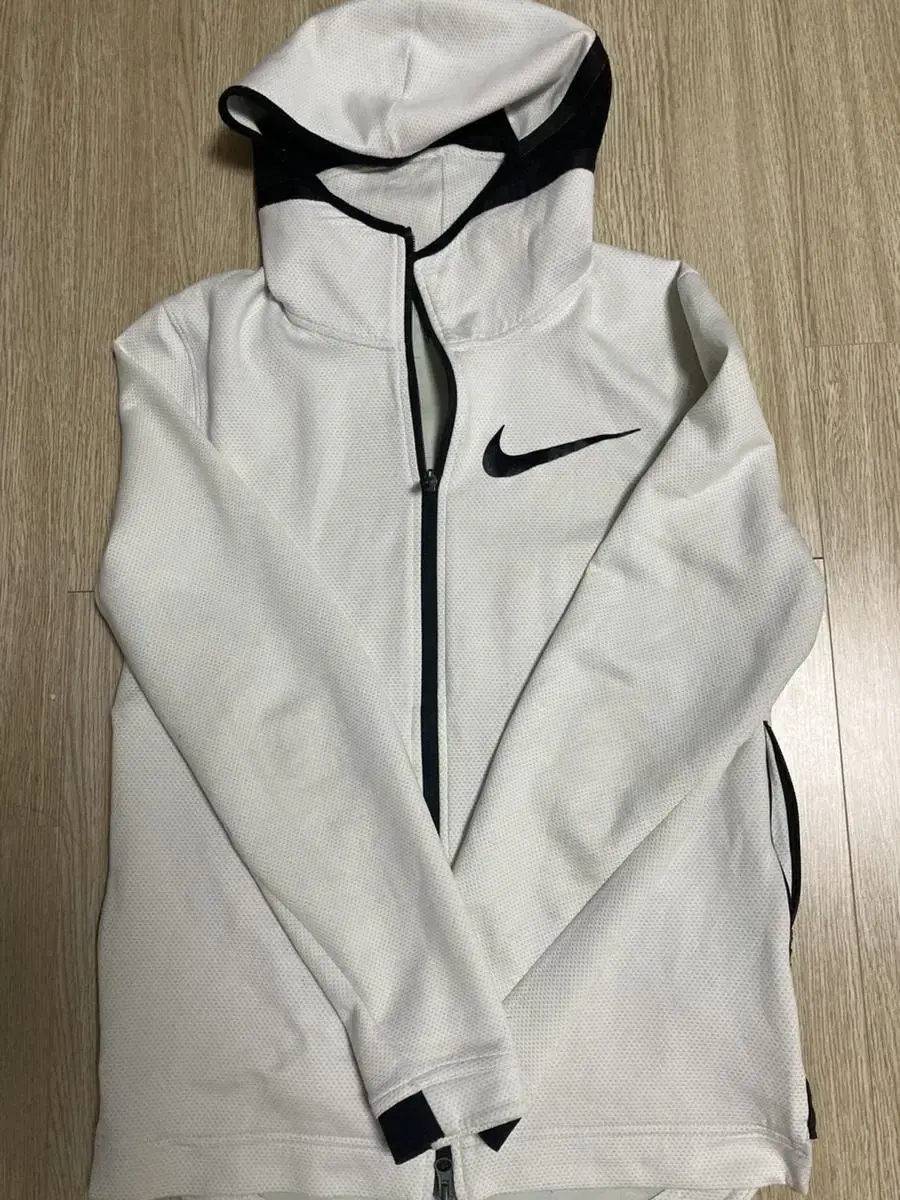 Nike DryFit Hoodie Zip Up S