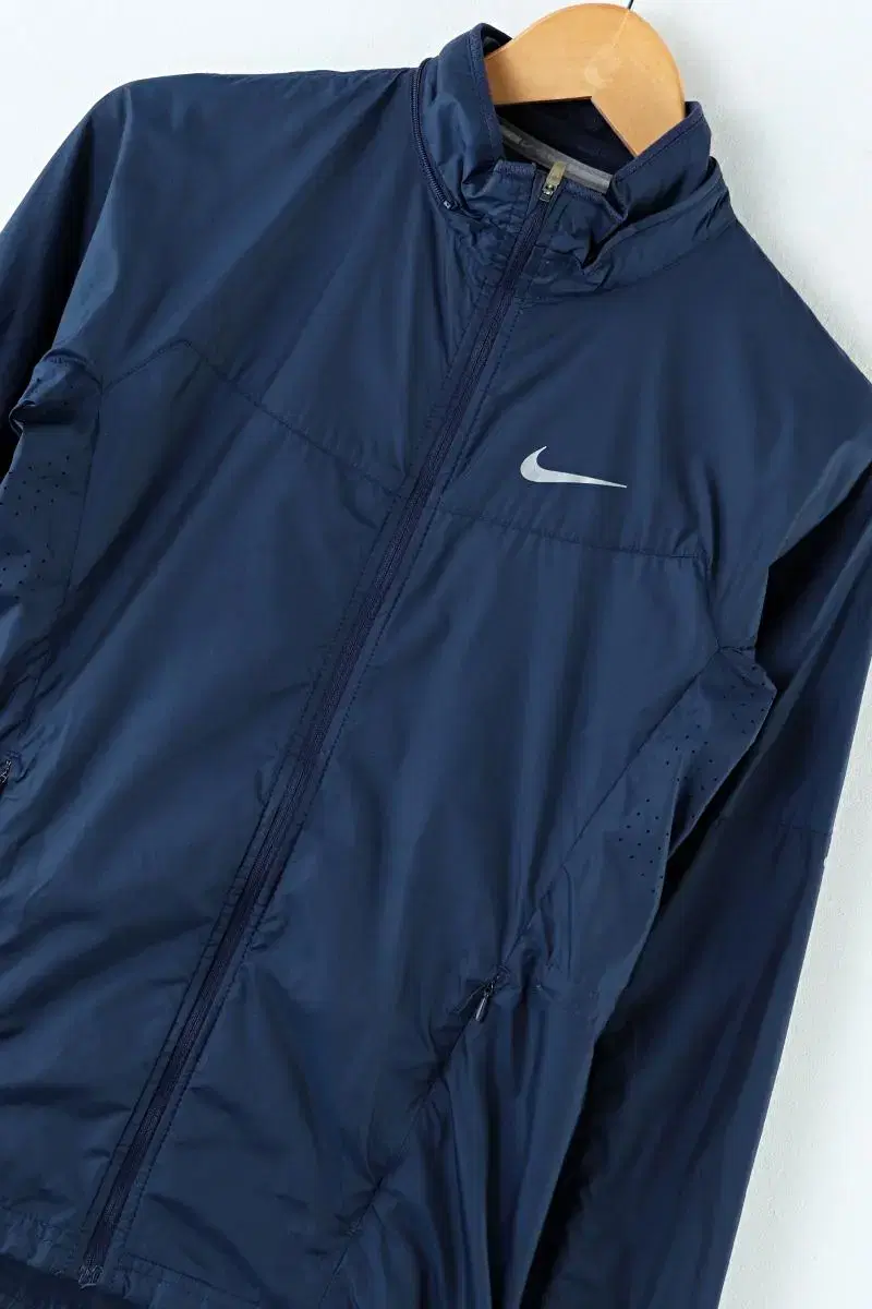 W(S) Nike Zip Up Windbreaker Jacket Lightweight Sports Old School EOVintage