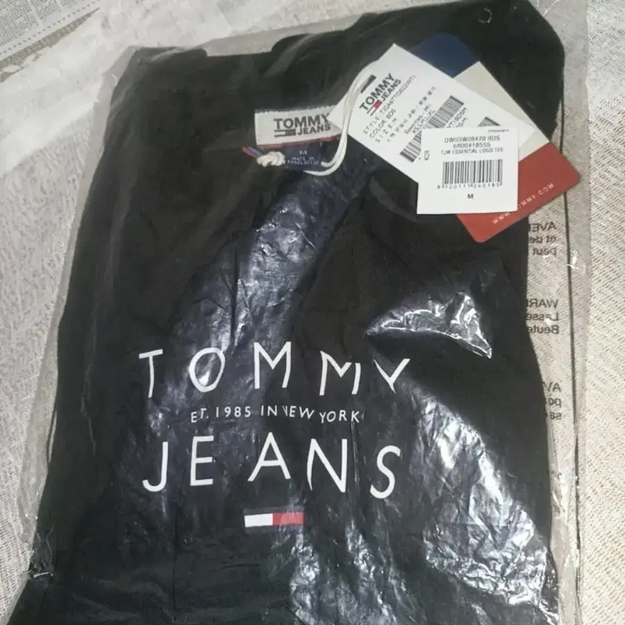 새거 M) 타미진스 네이비 반팔 tommy jeans