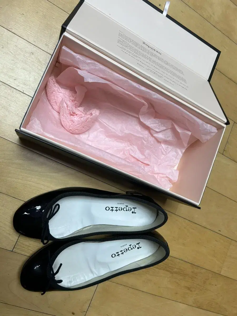 Repetto Camile 225