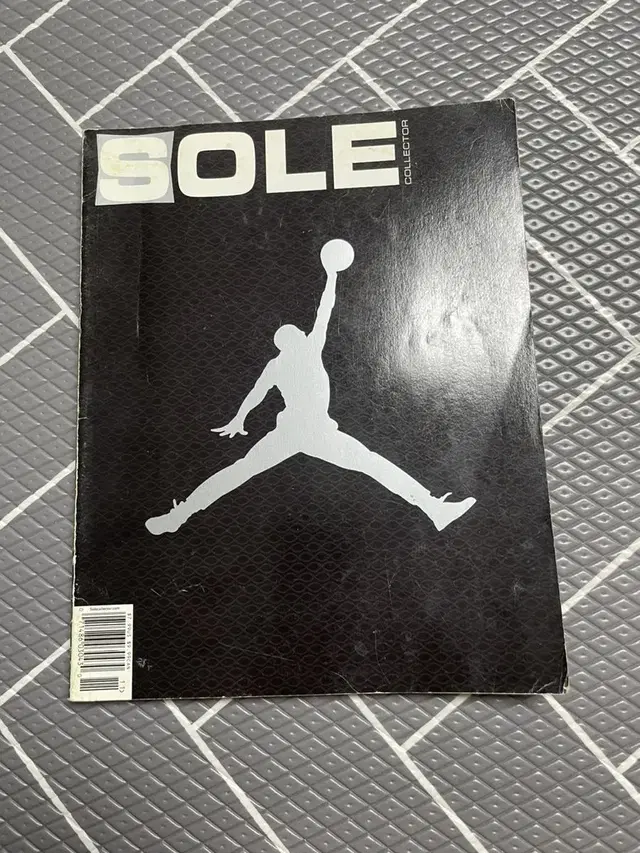 Sole collector lssue11