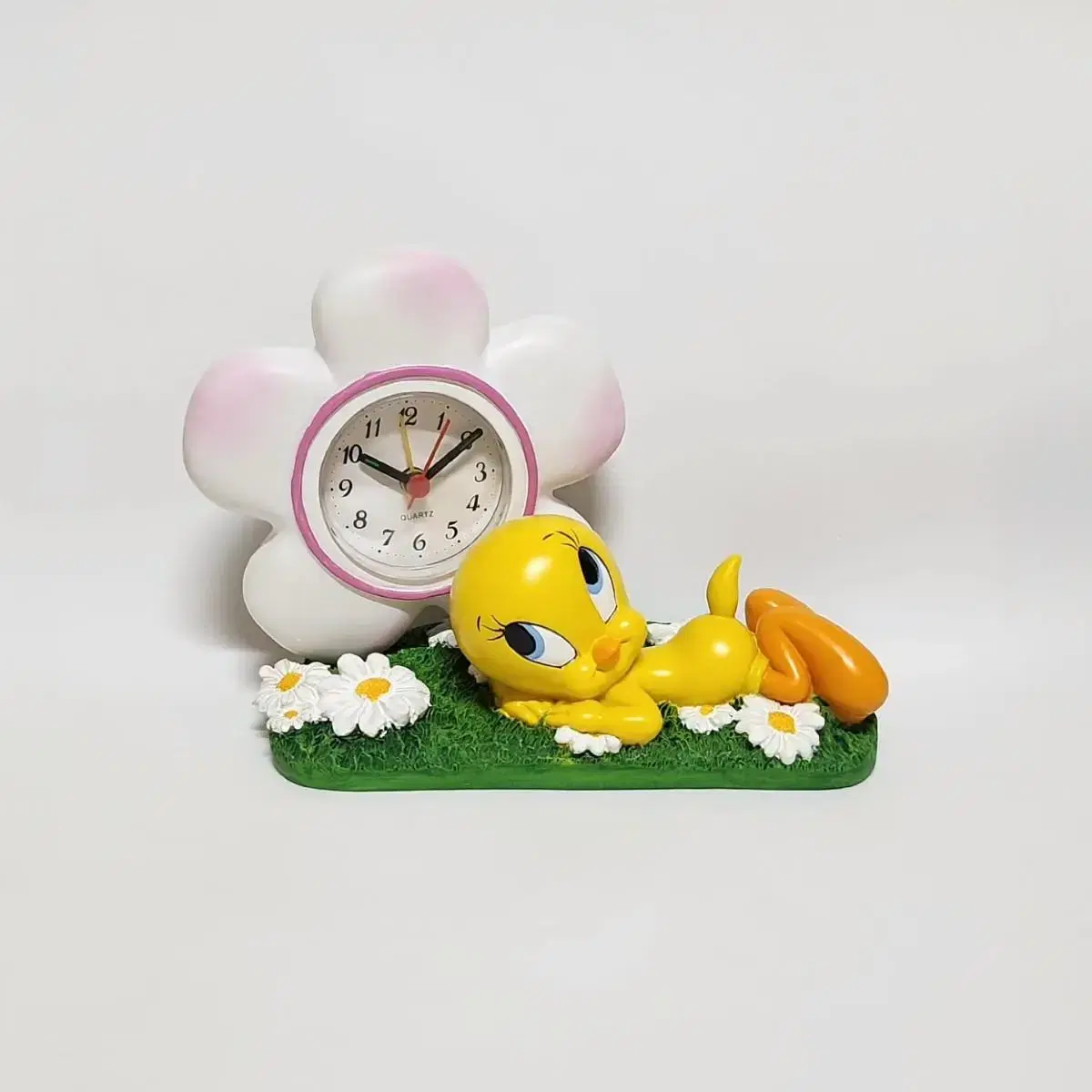 Looney Tunes Twitty Desk Clock Figure