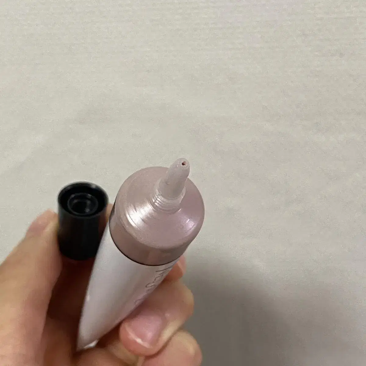 입생로랑 NU HALO TINT 하이라이터 (NU ROSY QUARTZ)