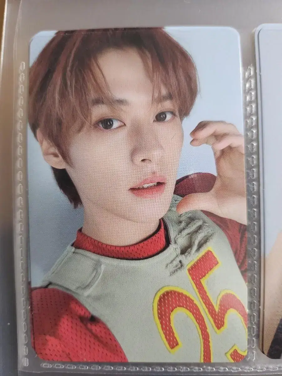 Straykids Social Pass B version limited album selfie Photocard lee know